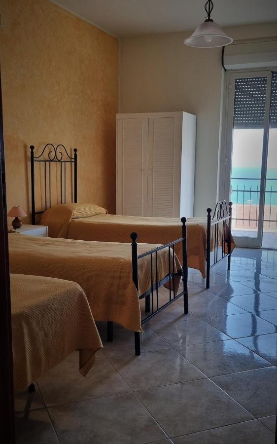 Delle Rose Bed & Breakfast Cefalù Exterior foto